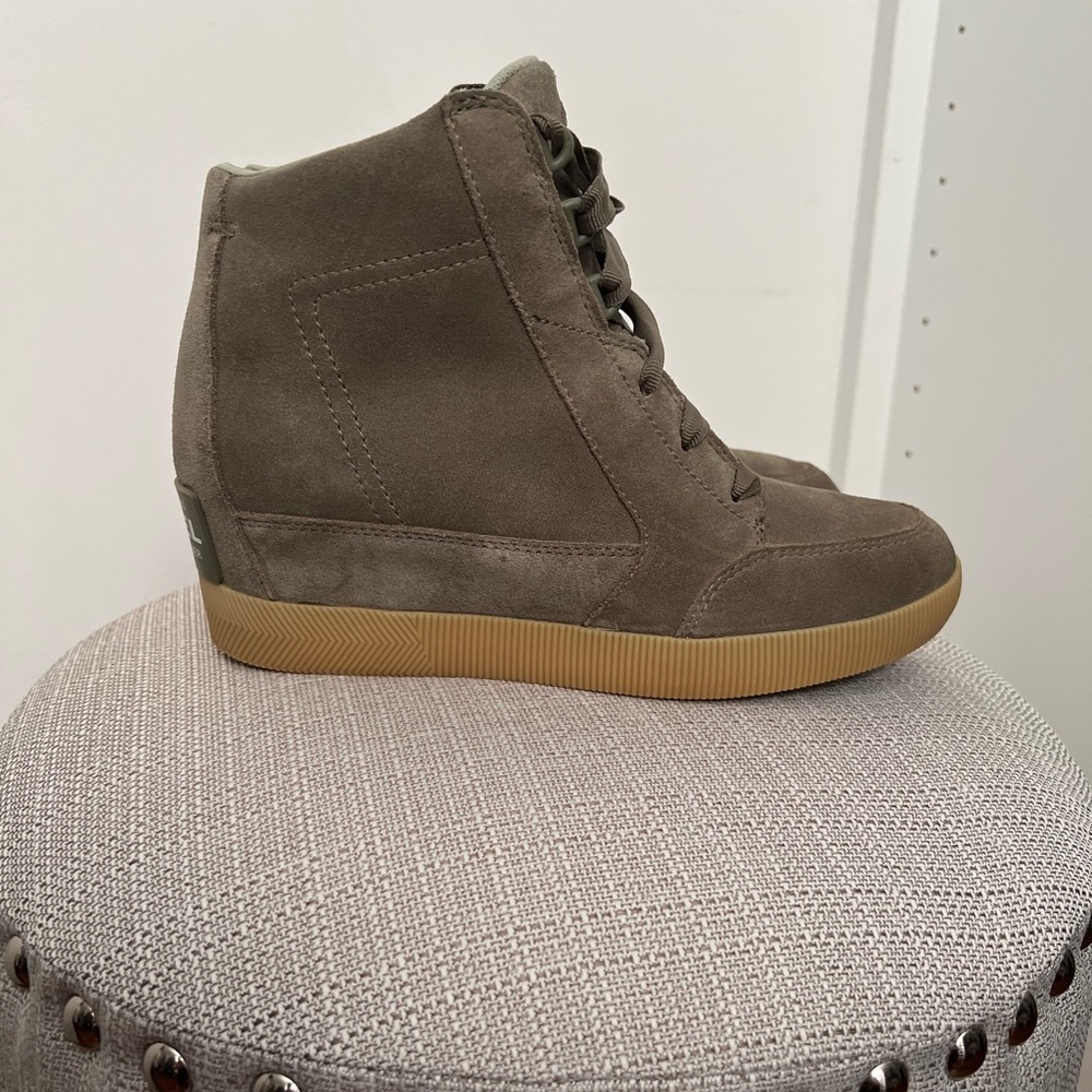 Women's Out N About Wedge Bootie Sneakers Sorel Green 9